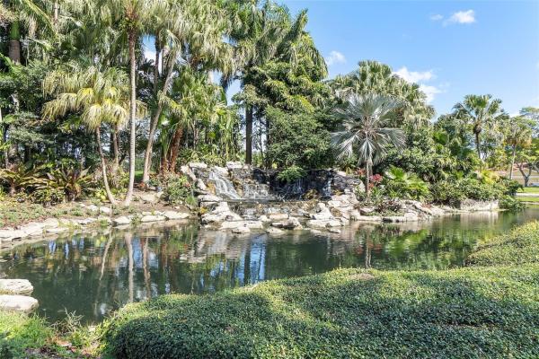Hidden Woods Of Deer Creek, 297 Deer Creek Blvd #1305, Deerfield Beach, Florida 33442, image 2
