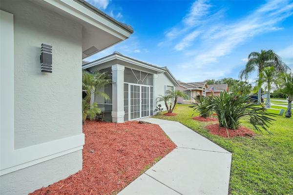 Farmington Estates, 10862 Paso Fino Dr, Lake Worth, Florida 33449, image 2