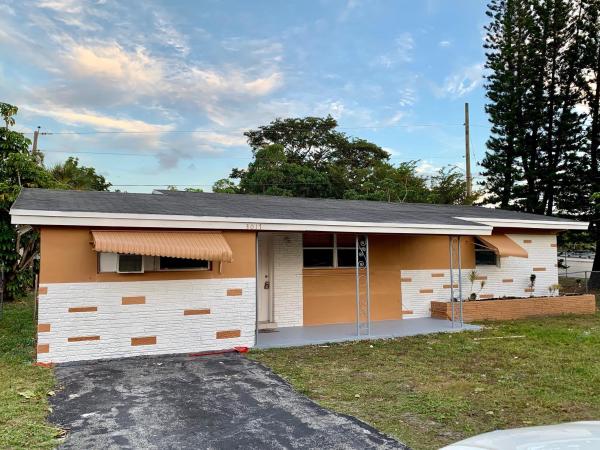 Miramar Residential, 3017 Arcadia Dr, Miramar, Florida 33023, image 1