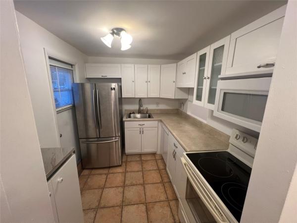 Danians North, 600 NE 2nd St #107, Dania Beach, Florida 33004, image 1