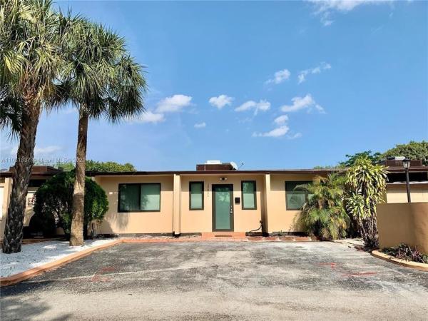 Cypress Villas, 15011 Coconut Ct, Miami Lakes, Florida 33014, image 1
