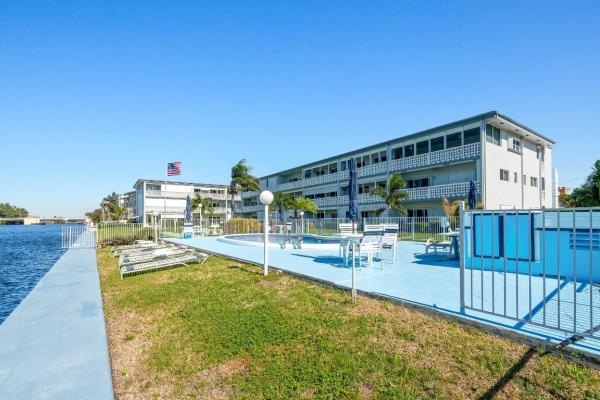 Fairbanks Court, 1001 N Riverside Dr #108, Pompano Beach, Florida 33062, image 2