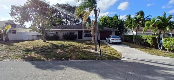 Floral Park, 6887 Osborne Dr, Lake Worth Beach, Florida 33462, image 1