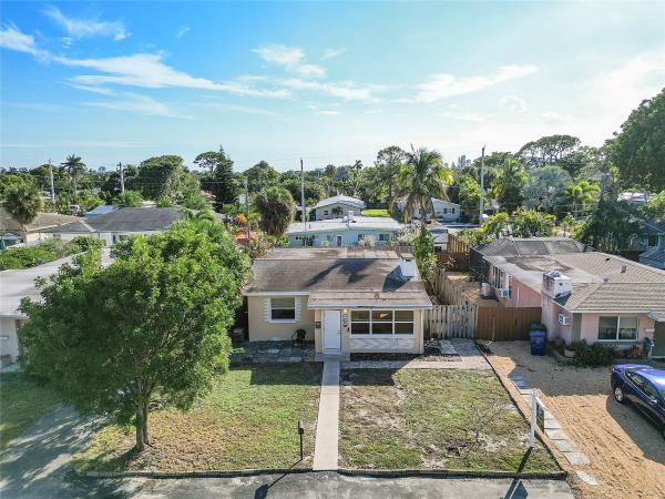 Wilton Manors No HOA, 1448 NE 24th Ct, Wilton Manors, Florida 33305, image 2