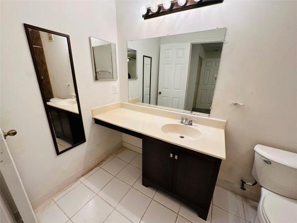 Southgate Shores, 8652 S Southgate Shores Cir, Tamarac, Florida 33321, image 1