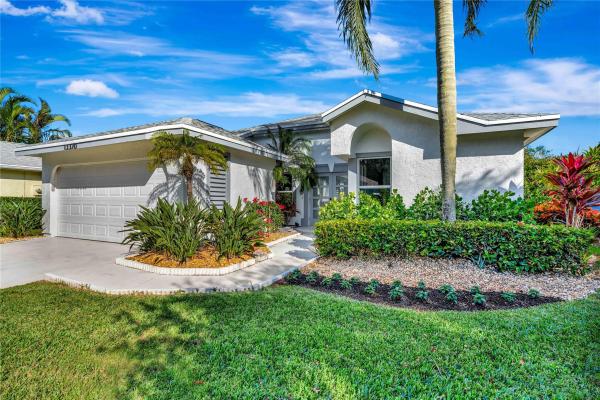 Eastpointe Country Club, 13320 Touchstone Ct, Palm Beach Gardens, Florida 33418, image 1