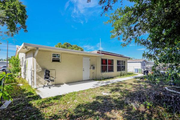 Oriole Margate, 156 NW 80th Ave, Margate, Florida 33063, image 2
