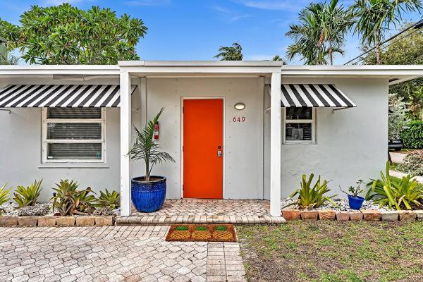 Greens, 649 NE 16th Ter, Fort Lauderdale, Florida 33304, image 1