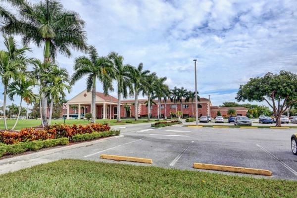 248 Brighton F, Boca Raton, Florida 33434, image 3