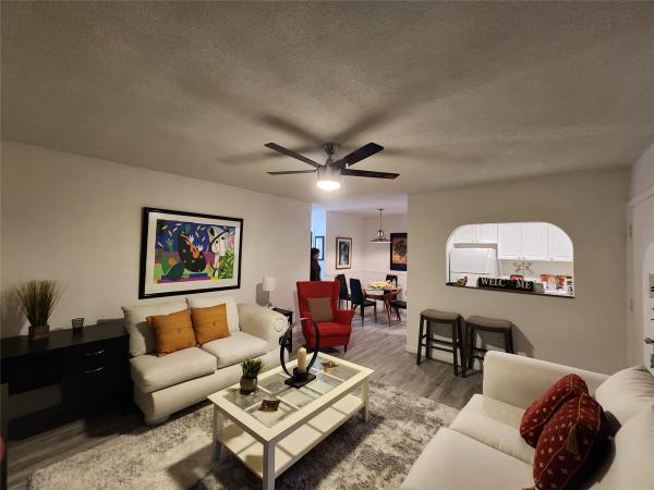 Mar-Len Gardens, 17090 NE 14th Ave #211, North Miami Beach, Florida 33162, image 1
