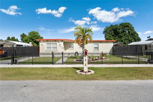 Leisure City Residential, 14535 SW 293rd St, Leisure City, Florida 33033, image 1