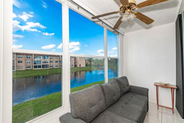 Sunrise Lakes 3, 2751 N Pine Island Rd #207, Sunrise, Florida 33322, image 1