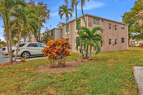 Palm Springs 1, 7975 Margate Blvd #106, Margate, Florida 33063, image 1