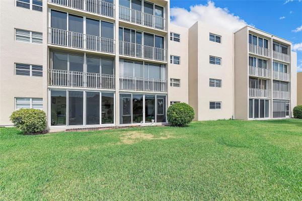 Meadowbrook Lakes, 1025 SE 2nd Ave #103, Dania Beach, Florida 33004, image 1