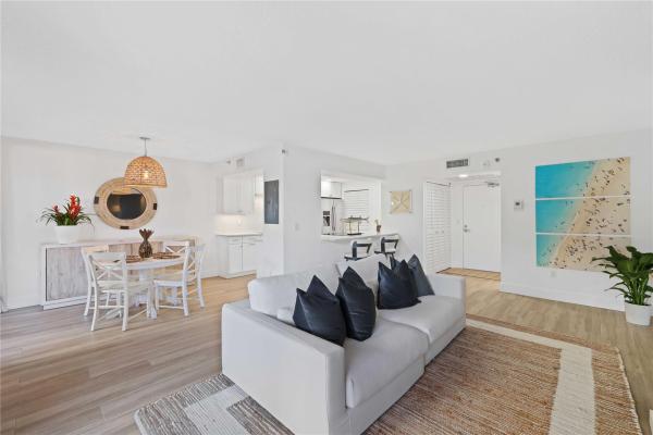 Porta Bella East, 859 Jeffery St #112, Boca Raton, Florida 33487, image 1