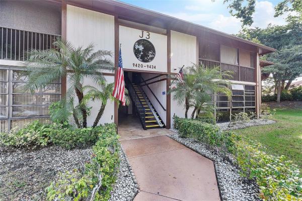 Belfort, 9424 S Belfort Cir #110, Tamarac, Florida 33321, image 2