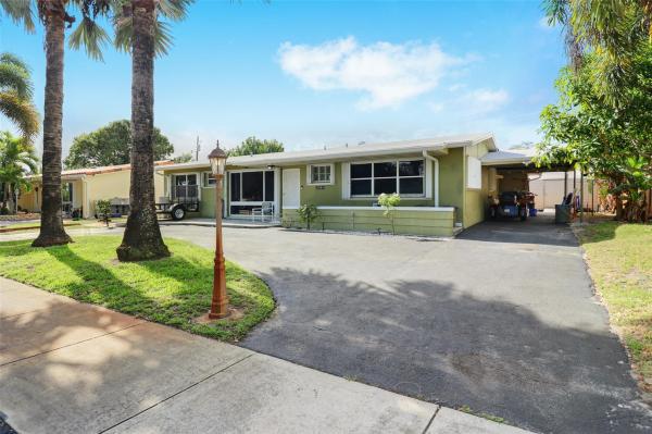 Pompano Golf Estates, 2361 NE 9th Ave, Pompano Beach, Florida 33064, image 1
