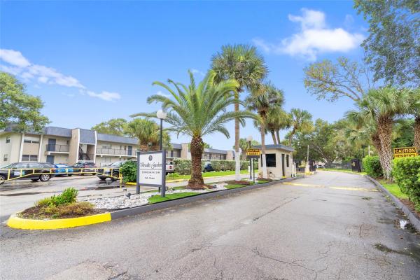 Versailles Gardens, 8051 Colony Cir #203, Fort Lauderdale, Florida 33321, image 1