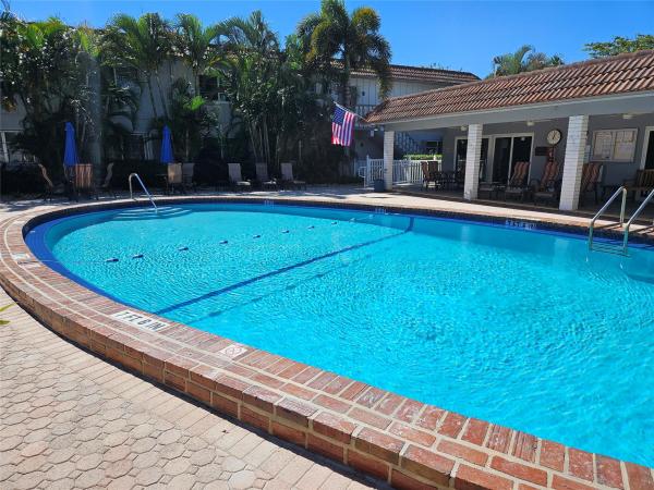 Oakland Grove Village, 659 W Oakland Park Blvd #105-C, Wilton Manors, Florida 33311, image 1