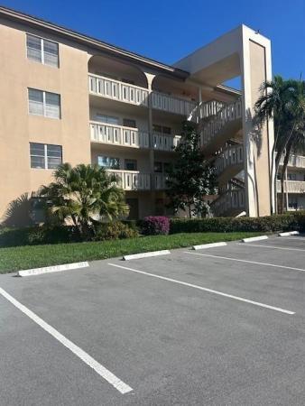 Aruba Village, 3304 Aruba Way #B2, Coconut Creek, Florida 33066, image 1