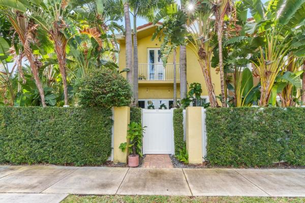 Main Street Townhomes, 3448 NE 13th Ave #4, Oakland Park, Florida 33334, image 1