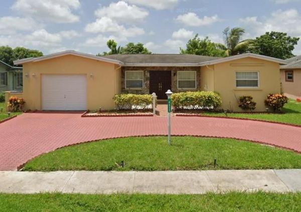 Oakland Estates, 4632 NW 39th St, Lauderdale Lakes, Florida 33319, image 1