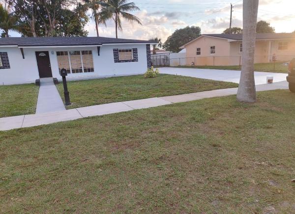 Carol City, 3950 NW 175th St, Miami Gardens, Florida 33055, image 1