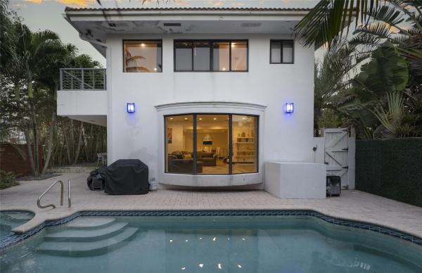 Lauderdale Beach, 2301 N Atlantic Blvd, Fort Lauderdale, Florida 33305, image 3