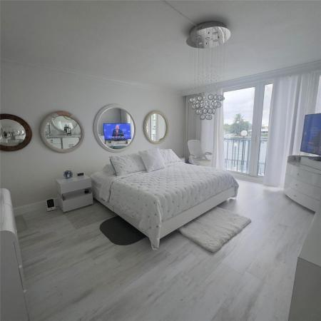 Silver Thatch Intracoastal Apartments, 521 N Riverside Dr #202, Pompano Beach, Florida 33062, image 3