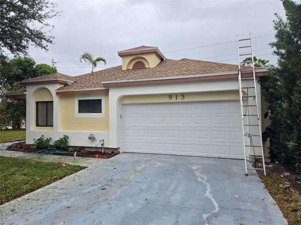 Hunter Run, 913 E Maple St, North Lauderdale, Florida 33068, image 1