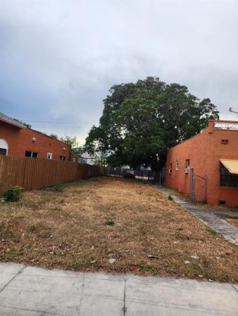 Lake Worth Town, 407 N H St, Lake Worth Beach, Florida 33460, image 1