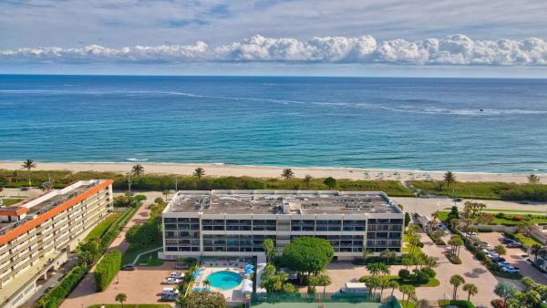 Yacht & Racquet Club Of Boca Raton, 2727 N Ocean Blvd #2080, Boca Raton, Florida 33431, image 3