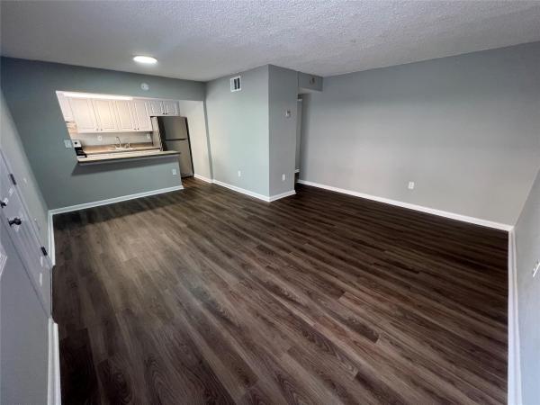 2561 NW 135th St #04, Miami, Florida 33167, image 1
