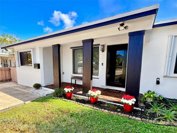 North Andrews Terrace, 5240 NE 1st Ave, Oakland Park, Florida 33334, image 1