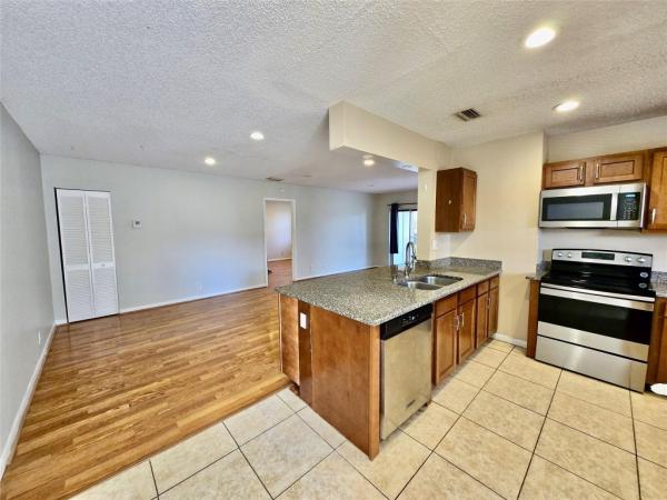 Royal Gardens, 12137 Royal Palm Blvd #5E, Coral Springs, Florida 33065, image 1