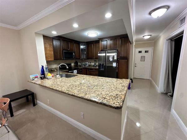 Town Villas At Moon Lake, 18761 Jolson Ave #4, Boca Raton, Florida 33496, image 1