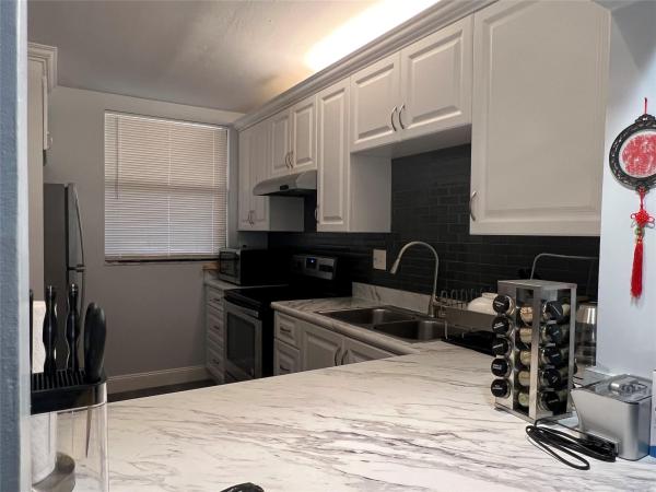 Greenglades, 8437 Forest Hills Dr #203, Coral Springs, Florida 33065, image 1
