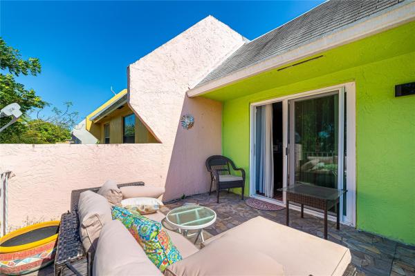 Tam O'Shanter Villas, 6541 Boulevard Of Champions, North Lauderdale, Florida 33068, image 2