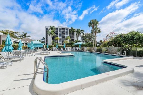 Willow Wood Midrise At Boca Country Club, 6797 Willow Wood Dr #6036, Boca Raton, Florida 33434, image 1