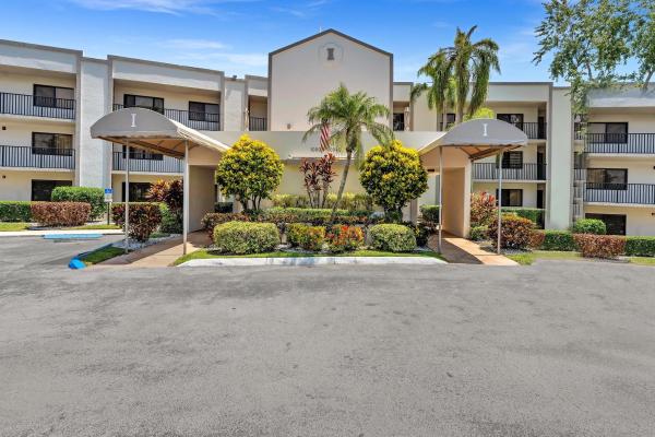 Clairmont At Kings Point, 10847 W Clairmont Cir #302, Fort Lauderdale, Florida 33321, image 1