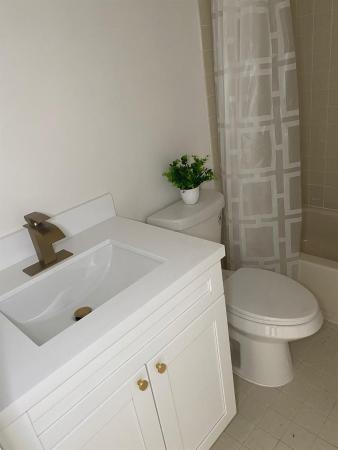 The Club Quarters At Raintree, 11266 SW 12th St #204, Pembroke Pines, Florida 33025, image 2