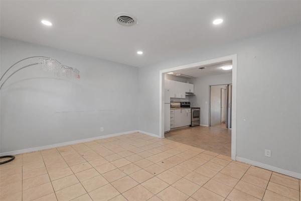 Fairlawn, 1426 SE 3rd Ter, Deerfield Beach, Florida 33441, image 2