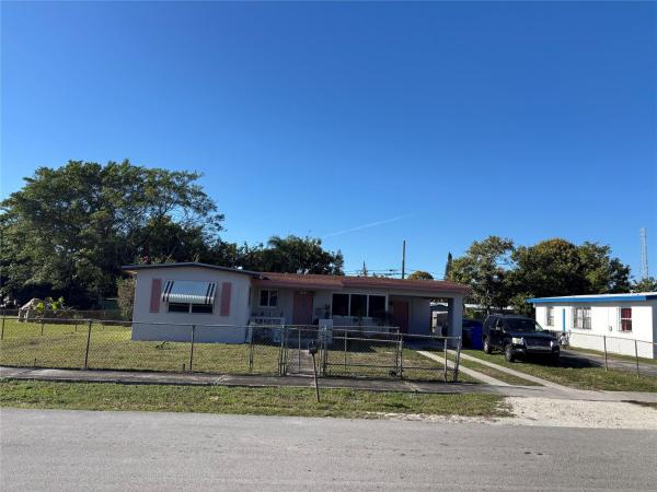 Lauderdale Manors, 1407 NW 19th Ave, Fort Lauderdale, Florida 33311, image 1
