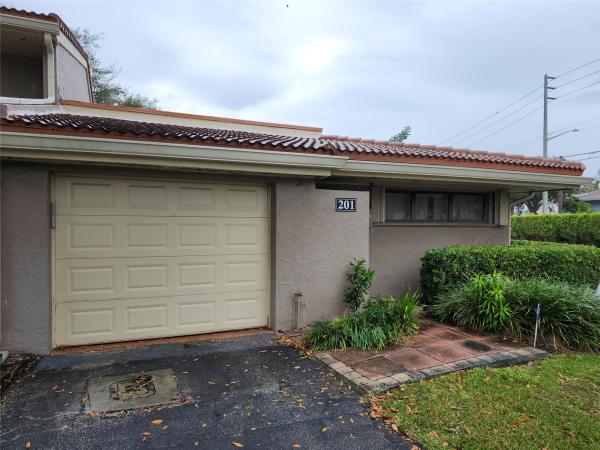 The Townhouses Of Emerald Hills, 201 Dunwoody Ln #17-87, Hollywood, Florida 33021, image 1