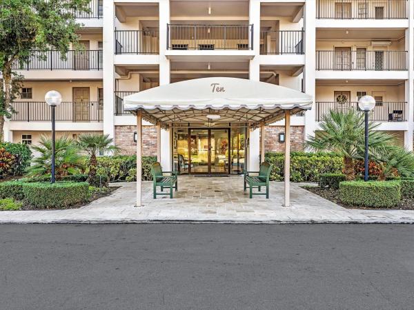Palm-Aire Country Club 1, 3150 N Palm Aire Dr #503, Pompano Beach, Florida 33069, image 1
