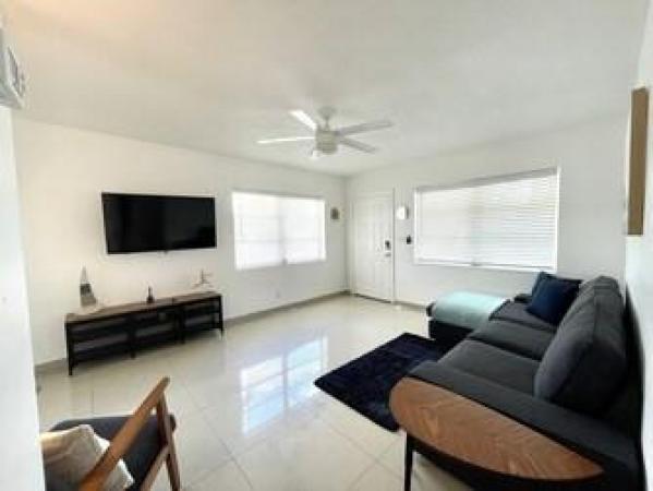 Poinciana Park, 29 NE 3rd St, Dania Beach, Florida 33004, image 1