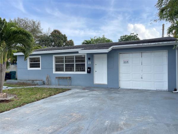 Poinciana Park, 35 NE 3rd St, Dania Beach, Florida 33004, image 1
