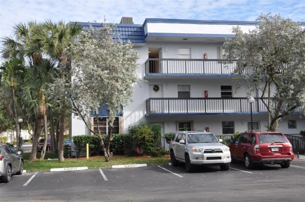Holiday Springs, 3090 Holiday Springs Blvd #301, Margate, Florida 33063, image 1