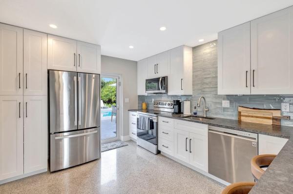 North Andrews Gardens, 381 NW 48th Ct, Fort Lauderdale, Florida 33309, image 1