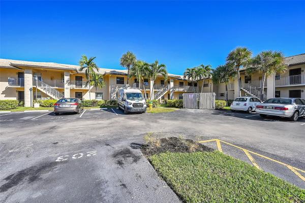 Viewpointe, 5510 Lakeside Dr #207, Margate, Florida 33063, image 1